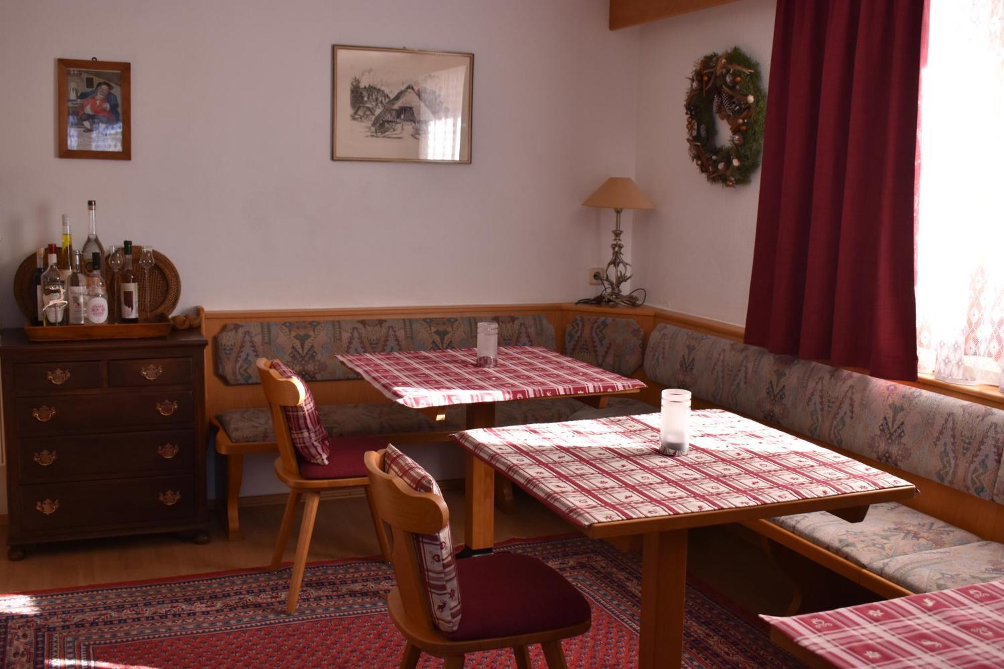 Bed and Breakfast Hirschstube Наудерс Екстер'єр фото